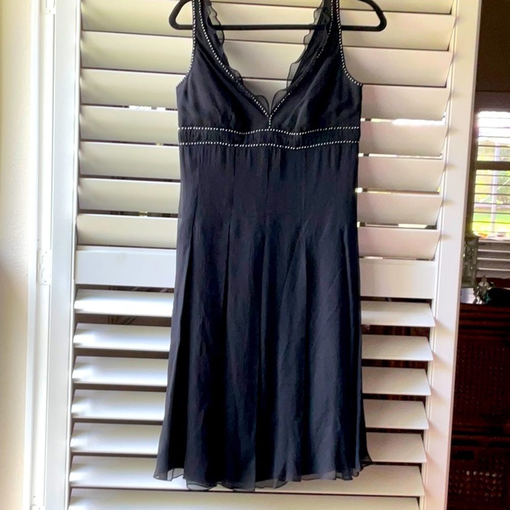 Elegant Black Sleeveless Dress